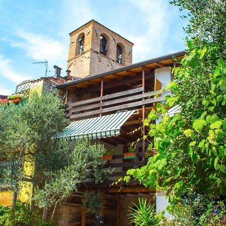 Cozy Castello Apartment มาแนร์บา เดล การ์ดา ภายนอก รูปภาพ