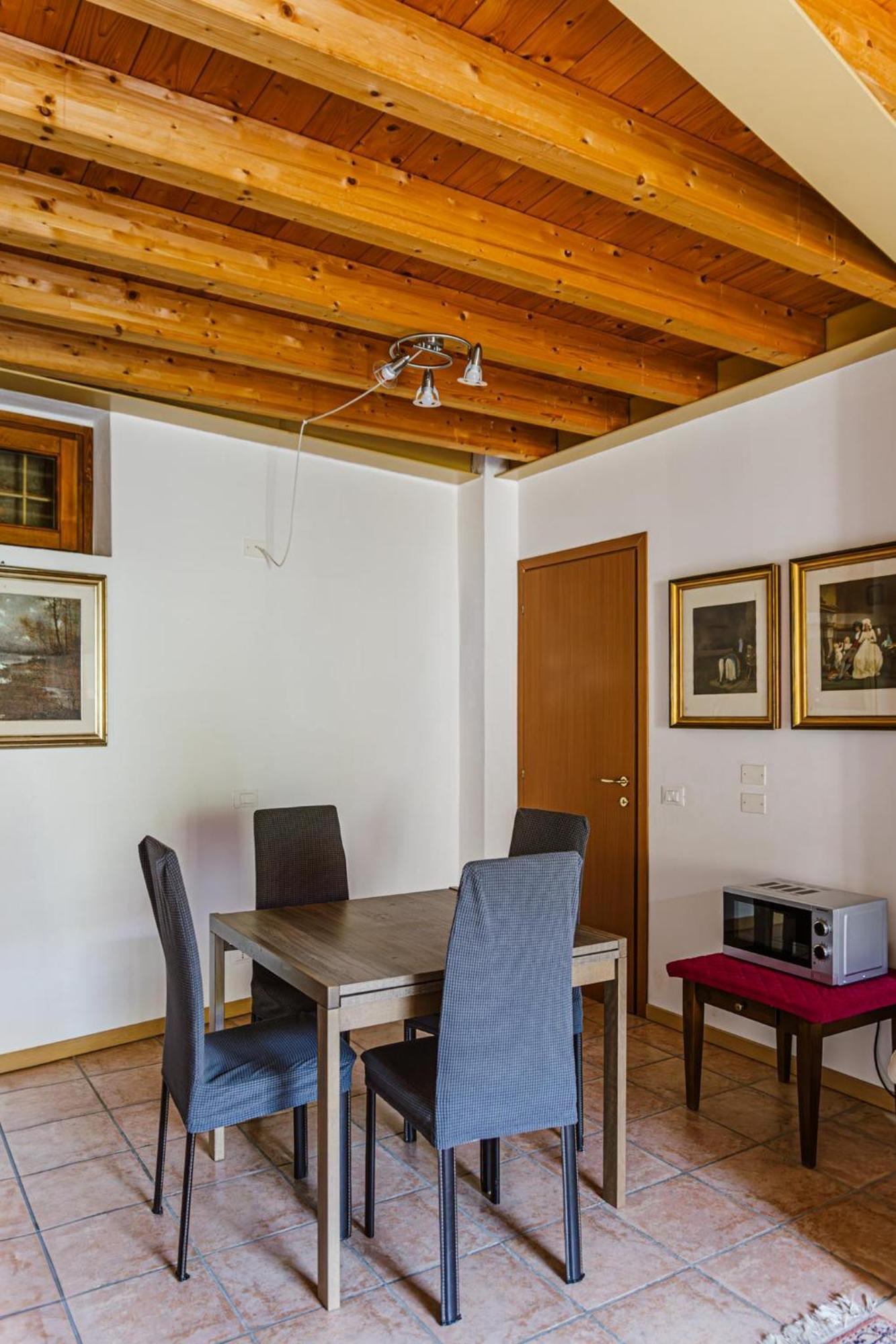 Cozy Castello Apartment มาแนร์บา เดล การ์ดา ภายนอก รูปภาพ