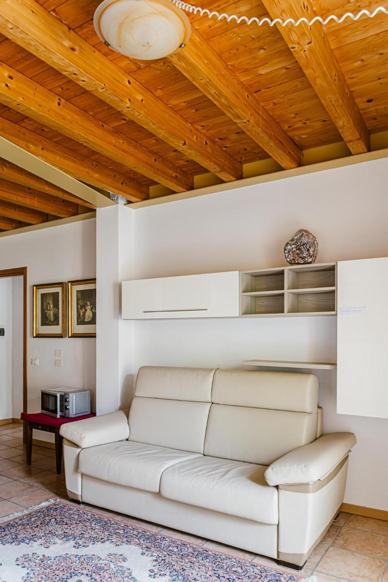 Cozy Castello Apartment มาแนร์บา เดล การ์ดา ภายนอก รูปภาพ