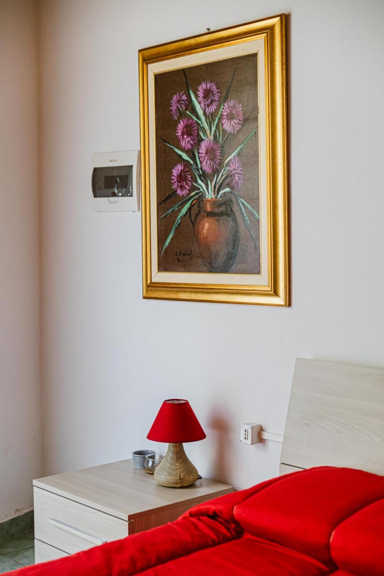 Cozy Castello Apartment มาแนร์บา เดล การ์ดา ภายนอก รูปภาพ